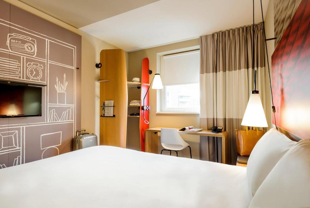 Ibis 3*
