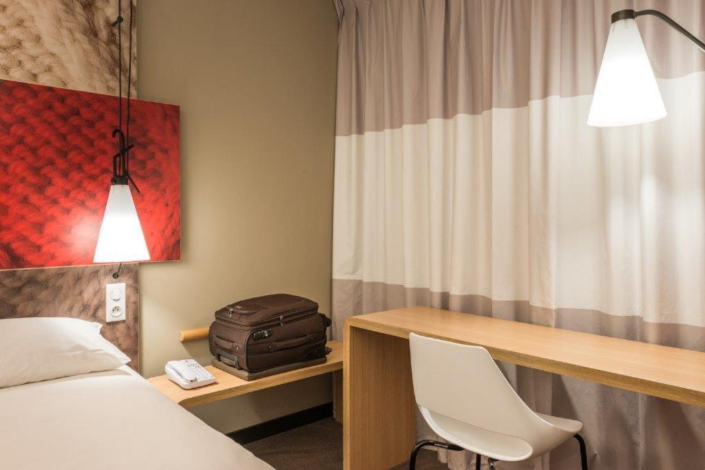 Ibis 3*